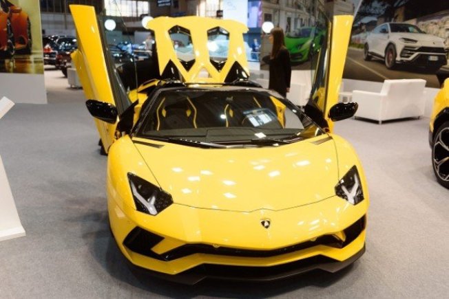 第九名：蓝宝坚尼 Aventador，300万则贴文。欧新社